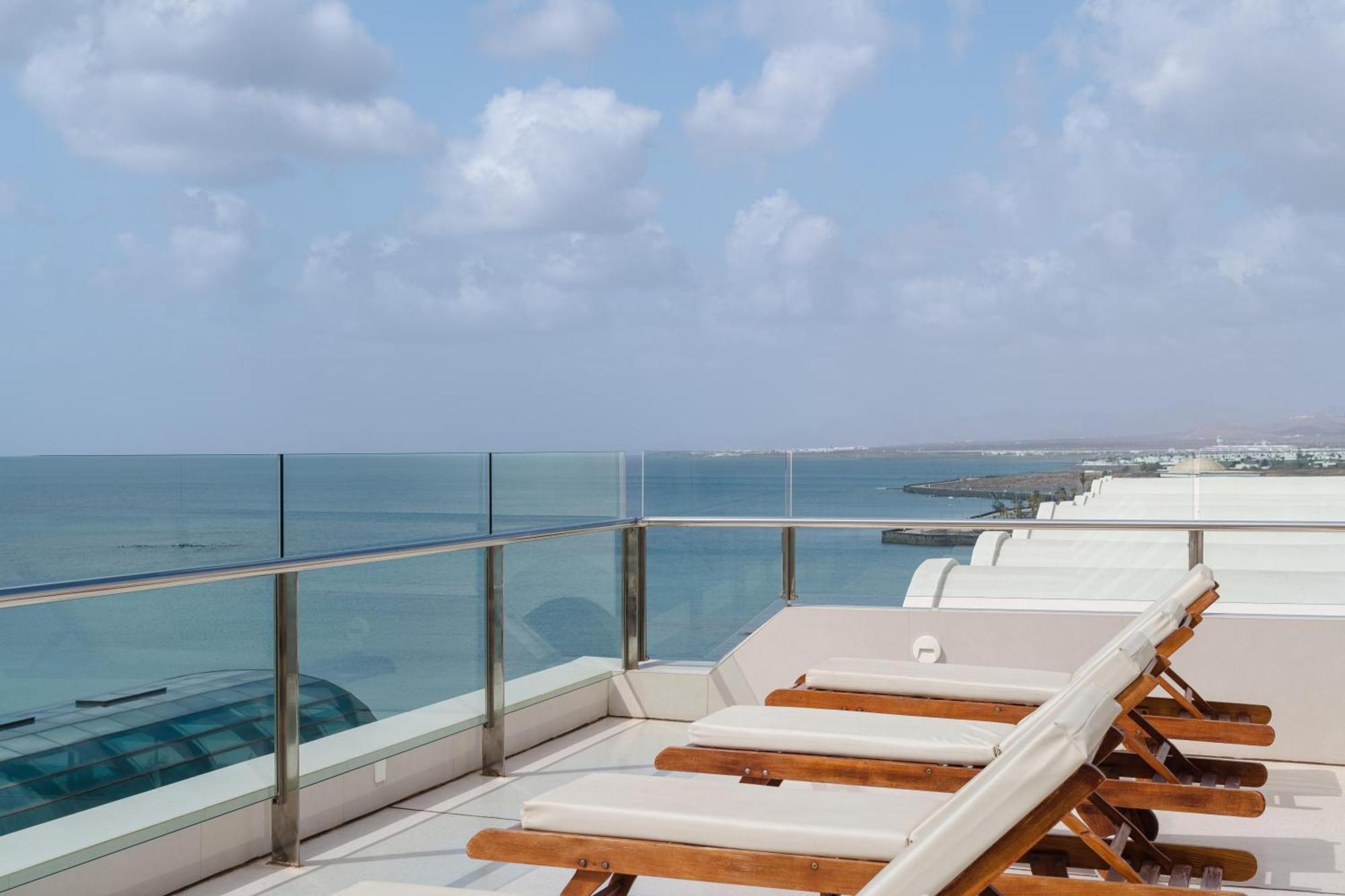 Plus Fariones Habitat Arrecife  Buitenkant foto